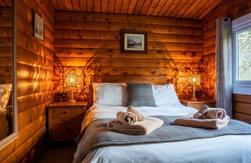 Duirinish Cabin | Self-Catering log cabin near Plockton and the Isle of Skye secluded, well equipped and dog friendly.