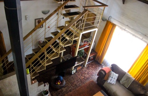 Maun House | Self catering open plan house. Ideal for family and groups of 2 to 6.