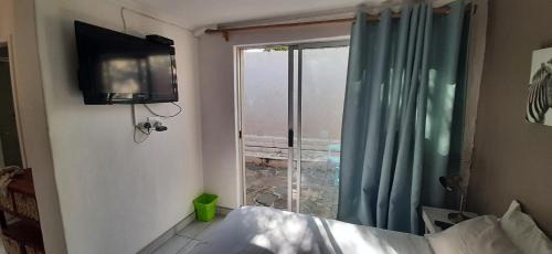 Windhoek Apartment | Self-catering Studio, Unit 3 on Krupp