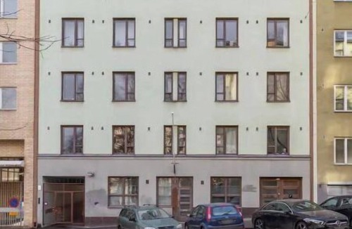 Keskinen District Apartment | Self check-in: Charming flat with garden