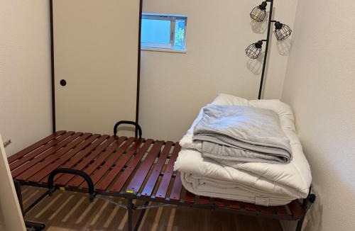 Nishi Ward Hostel | Self check-in Hostel 5mins from JR Nishi Hiro station