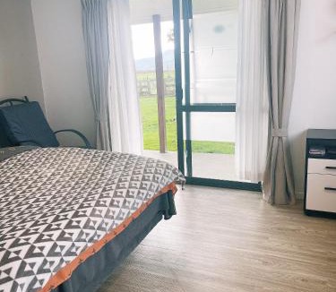 Te Miro House | Self check-in sleepout with bathroom