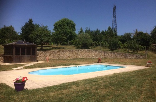 Castelnau-de-Mandailles House | Self-contained 2-4 person gîte with shared pool