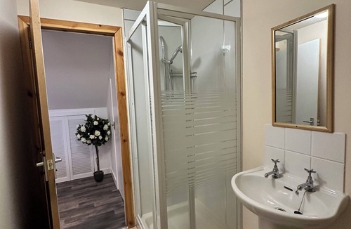 Turriff Apartment | Self contained An Cuiltheann apartment