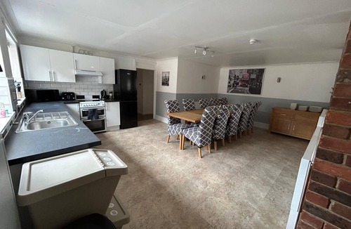Fittleton Apartment | Self contained large annexe just 15 mins from Stonehenge