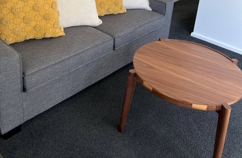 Aotea Bed & Breakfast | Self-contained nice 2 bedroom flat with own kitchenette, bathroom and entrance.
