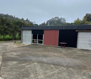 Whakatane District Apartment | Self contained open shed space