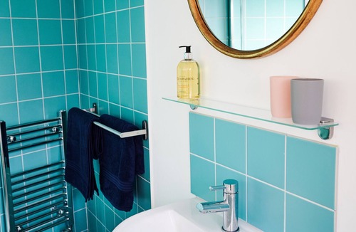 Lewes Apartment | Self-contained studio w/ terrace & parking in a quiet & central location