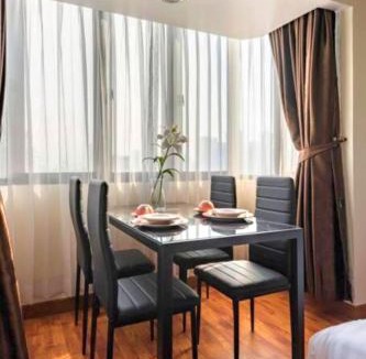 Nana Apartment | SelfCheckIn Omni Tower Sukhumvit4 NaNa Asoke BTS MRT Hispeed WiFi Pool&Gym