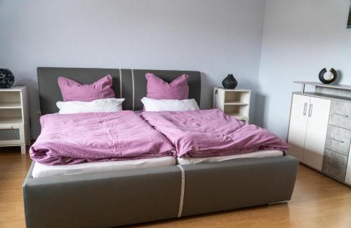 Oberthal Apartment | Selina's Apartment