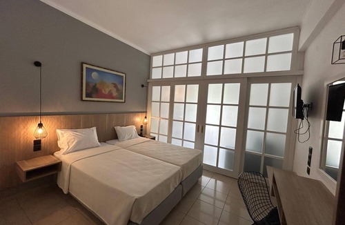 Skoutelonas Hotel | Selini Suites