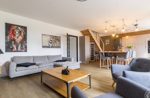Saint-Laurent-de-Terregatte Cottage | Semi-detached house with balcony in countryside, Wi-Fi, parking, pets allowed