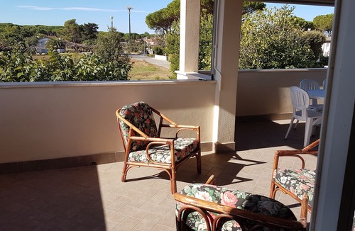 Marina di Castagneto Carducci Apartment | Semi-detached house near the sea