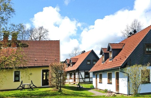 Hausles House | Semi-detached house, Mitwitz