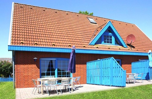 Redewisch House | Semi-detached houses, Boltenhagen