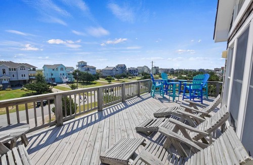 Waves House | Semi-Oceanfront w/Pool, Hot Tub, Volleyball, Cmty Pool/Tennis and Beach Access