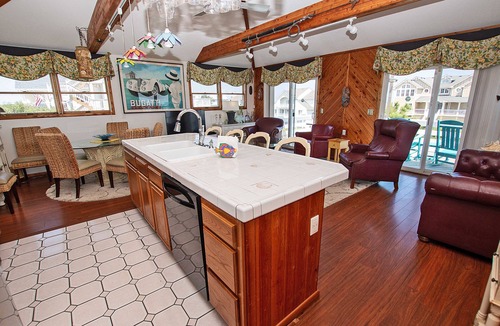 Whalehead Beach House | Semi-Oceanfront, Yard, Dogs Welcome, Pool, Close to beach Access, WL1020, Kookaburra