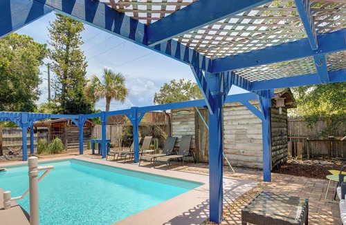 Seminole Cottage | Seminole Oasis w/ Shared Pool, Grill & Patio!