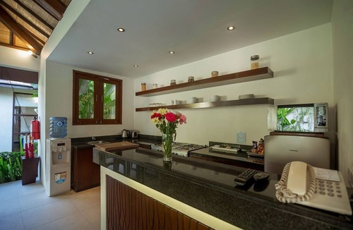North Legian Villa | SEMINYAK,Great Value,7 Bdr,Near Beach