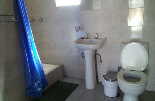 Gumare House | Semo Hotel