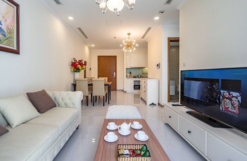 District 10 Apartment | SEN.SAIGON 2812A Plus 1 BR Vinhome Central Park