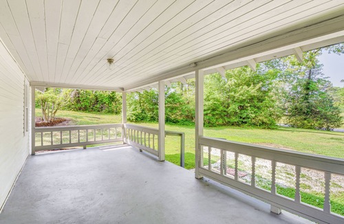 Seneca House | Seneca Vacation Rental w/Grill Near Lake Hartwell