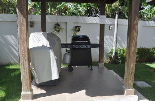 La Esplanada Apartment | Seniors-friendly 2BD 2BTH groundfloor central condo, pool WIFI cable TV