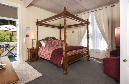 Picton House | Sennen House