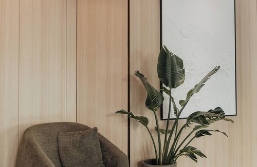 Shaughnessy Village Hotel | SENS Hotel