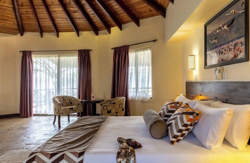 Gilgil Hotel | Sentrim Elementaita Lodge