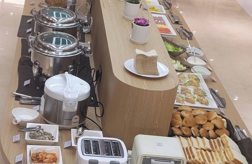 Seocho-dong Apartment | Seocho/Gangnam High-End Studio · Fully Equipped · Q1bed · Walk to Subway