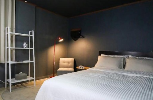 Daemyeong-dong Hotel | Seong Dong Jang