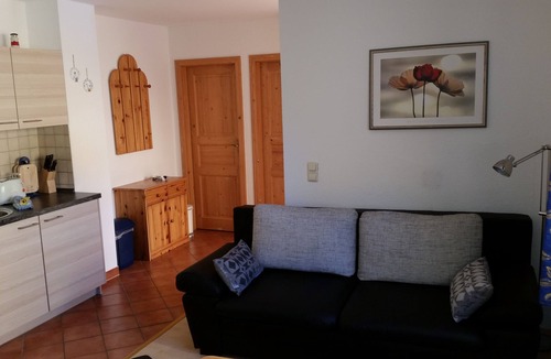 Ostseebad Wustrow Apartment | Separate vacation apartment close to the sea (800m) in Wustrow, quiet central location, WLAN