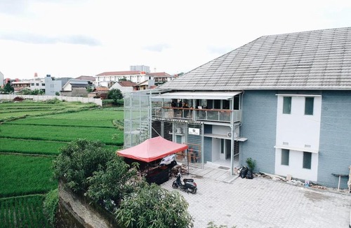 Cileunyi Hostel | Sepohon Kost