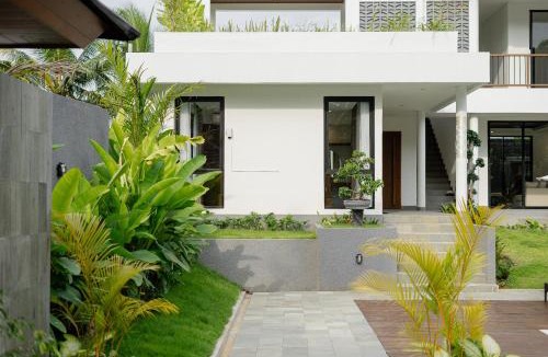 Melayang House | September Ends Villa Ubud