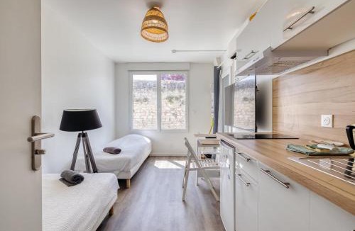 Saint-Etienne-du-Rouvray Apartment | SER2 studio avec WIFI et Parking