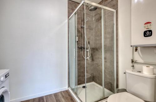 Saint-Etienne-du-Rouvray Apartment | SER2 studio avec WIFI et Parking
