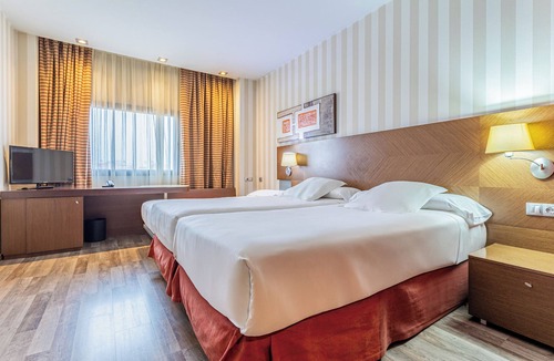 Pinto Hotel | Sercotel Las Artes Pinto