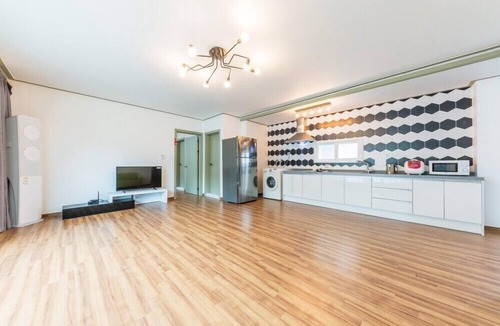 Deokhyeon House | Serence Pension