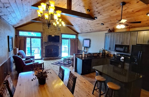 Branson Cabin | Serendipity 22
