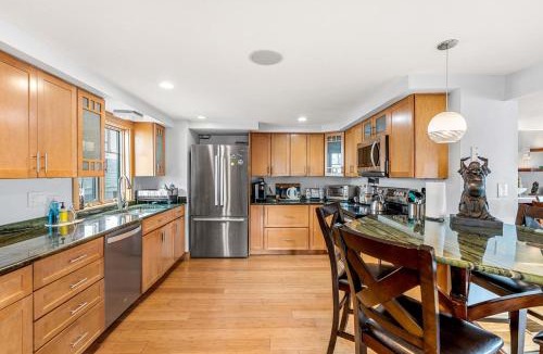 Salisbury House | Serendipity Beach Retreat Namaste Unit