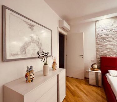 Bentivoglio House | Serendipity