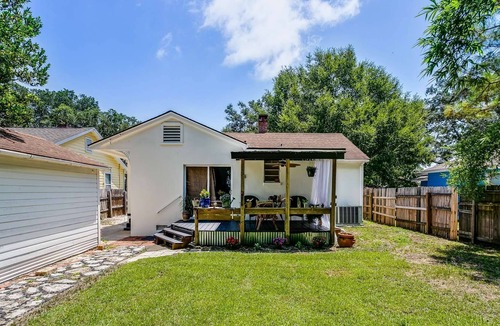 New Warrington House | Serendipity Point - Navy Point Cottage - Minutes to Downtown or N.A.S. Pensacola - Budget Friendly