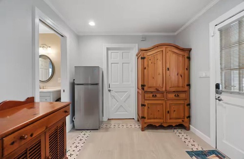 Portsmouth House | Serene 1BR w/Outdoor Amenities