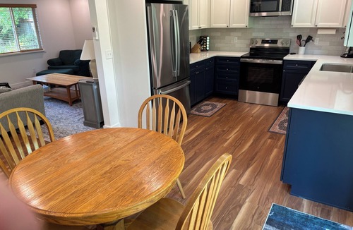 Central Oregon House | Serene 3-bedroom house with AC in charming Eugene