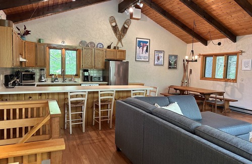 Jackson Ski Chalet | Serene 3BR Chalet Tucked in the Trees
