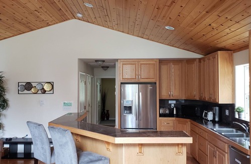 Long Barn Cabin | Serene Alpine Escape near Dodge Ridge ski resort + fast WiFi+EV Charging Station