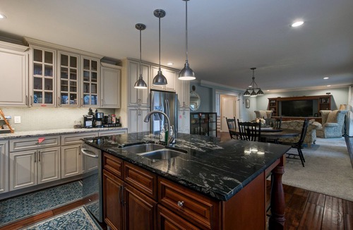 High Point House | Serene and Peaceful 5-bedroom cottage in High Point with 42ft covered porch.