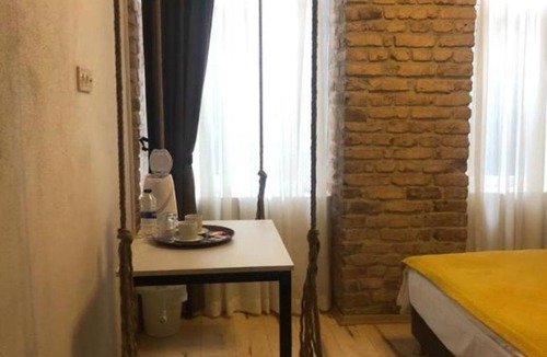Gumussuyu Mahallesi Bed & Breakfast | Serene bed & breakfast in charming Beyoglu neighborhood -Budget Double Room