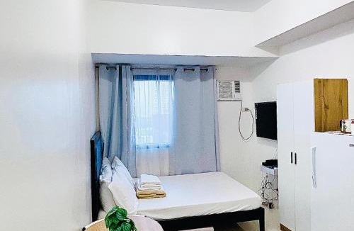 Ermita Apartment | Serene Condo Unit in Front of US Embassy
